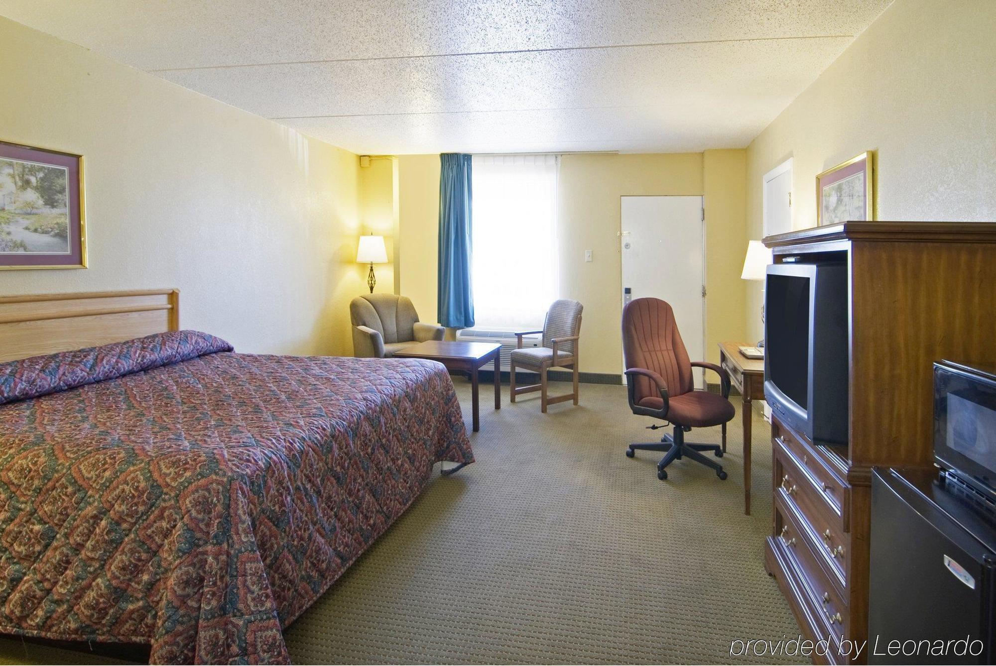Americas Best Value Inn & Suites Конуэй Номер фото