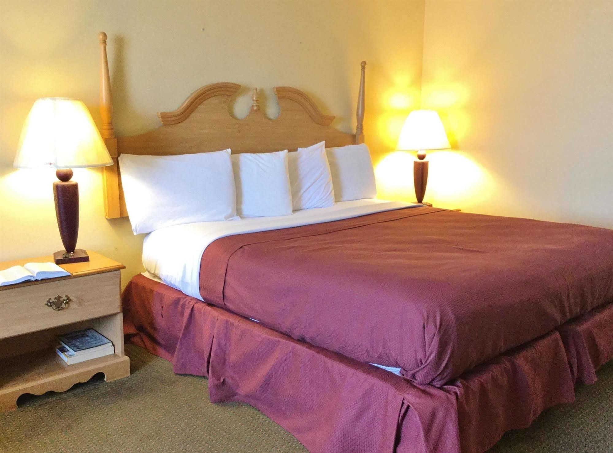 Americas Best Value Inn & Suites Конуэй Экстерьер фото